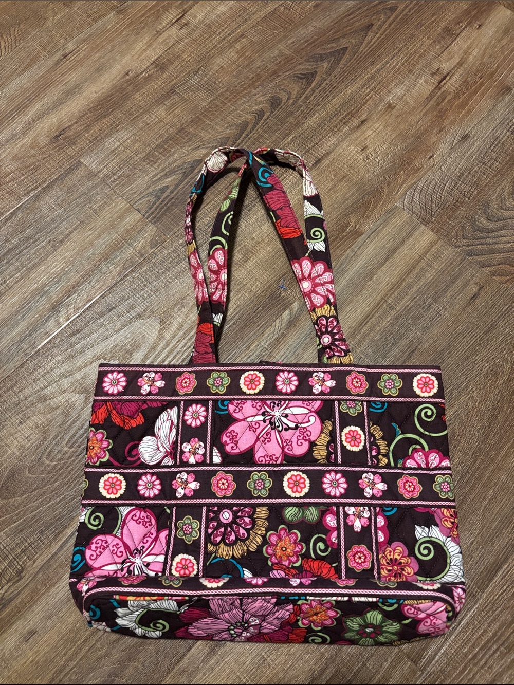 Quilted Floral Tic Tac Tote Mod Floral pattern in Pink and Brown - Picture 2 of 8